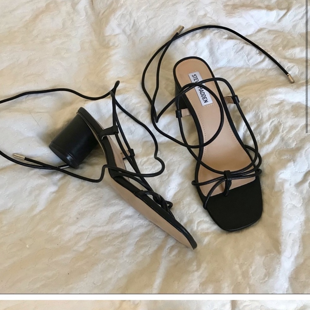 Steve Madden Ivanna sandal size 9.5